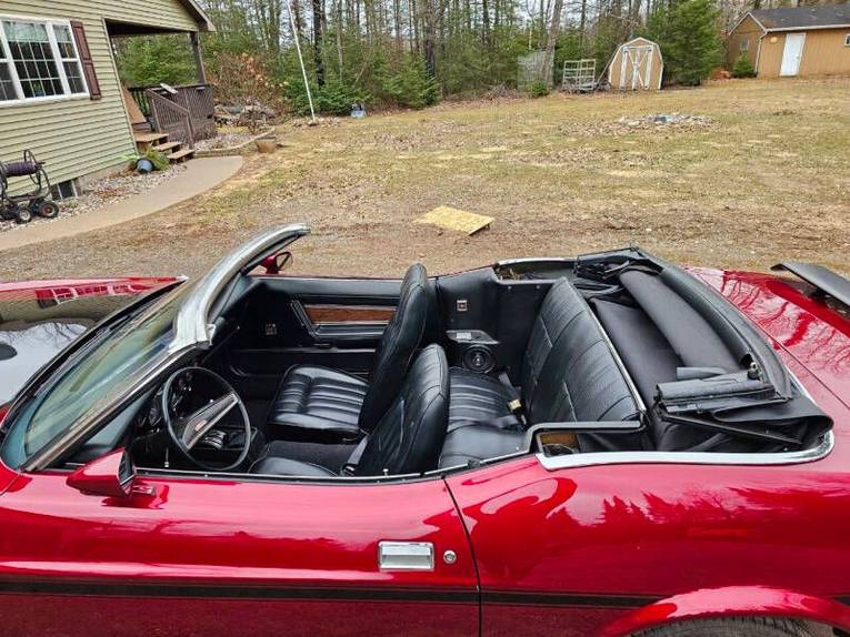Unknown-Mustang-1973-maroon-Black-4