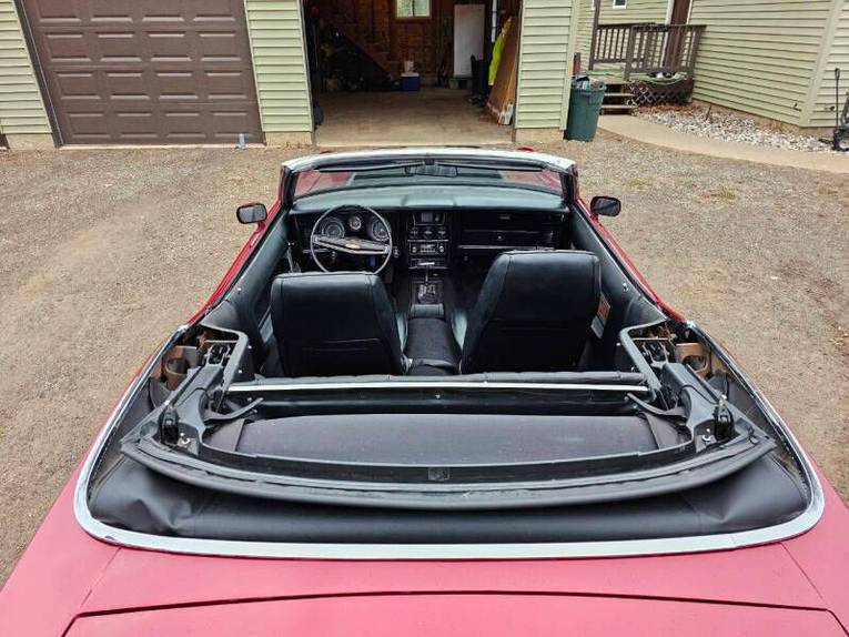 Unknown-Mustang-1973-maroon-Black-7