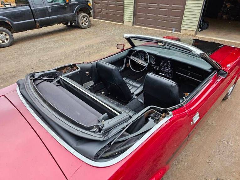 Unknown-Mustang-1973-maroon-Black-8