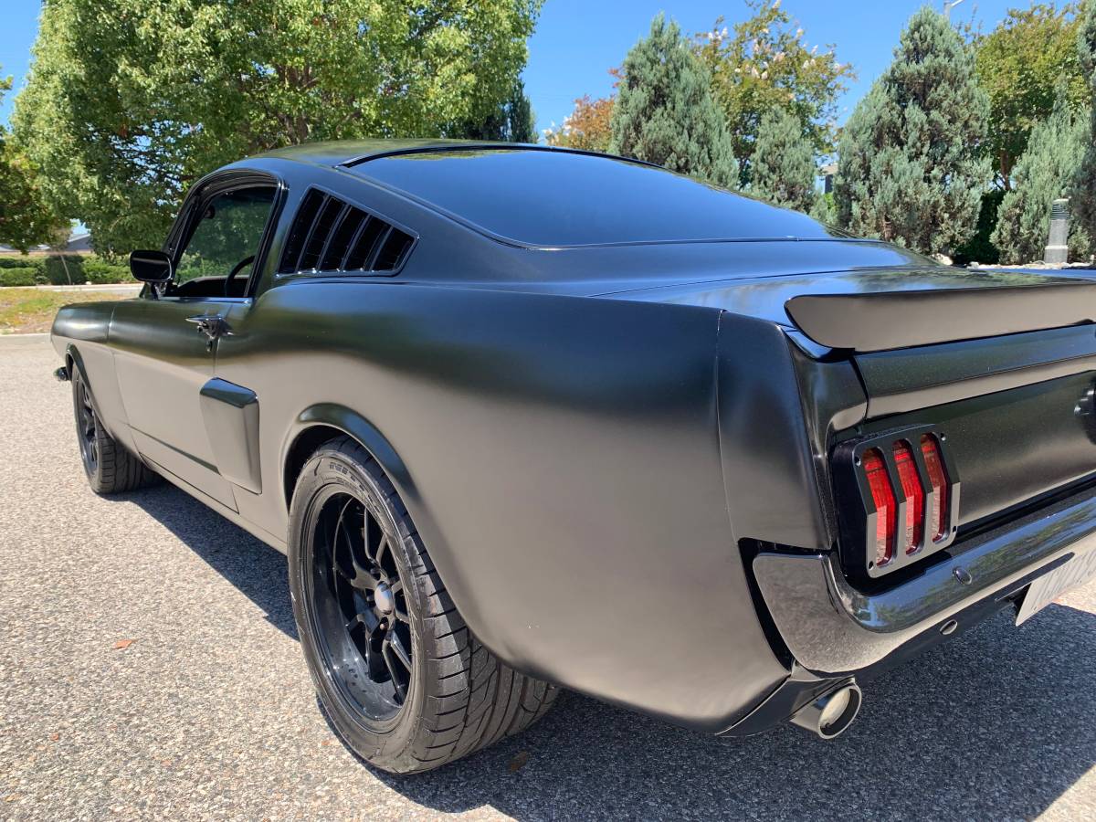Unknown-Mustang-fastback-gt-1965-3