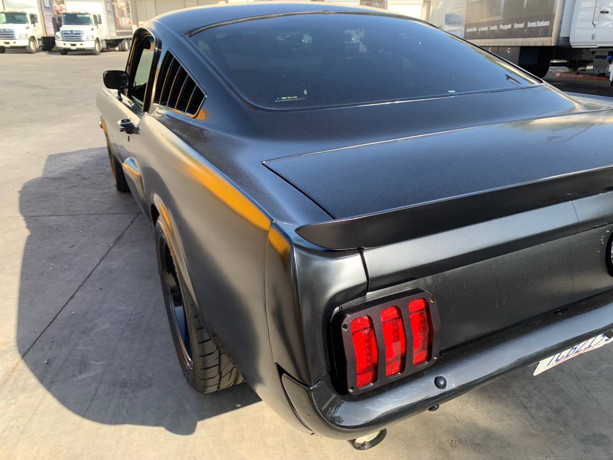 Unknown-Mustang-fastback-gt-1965-5
