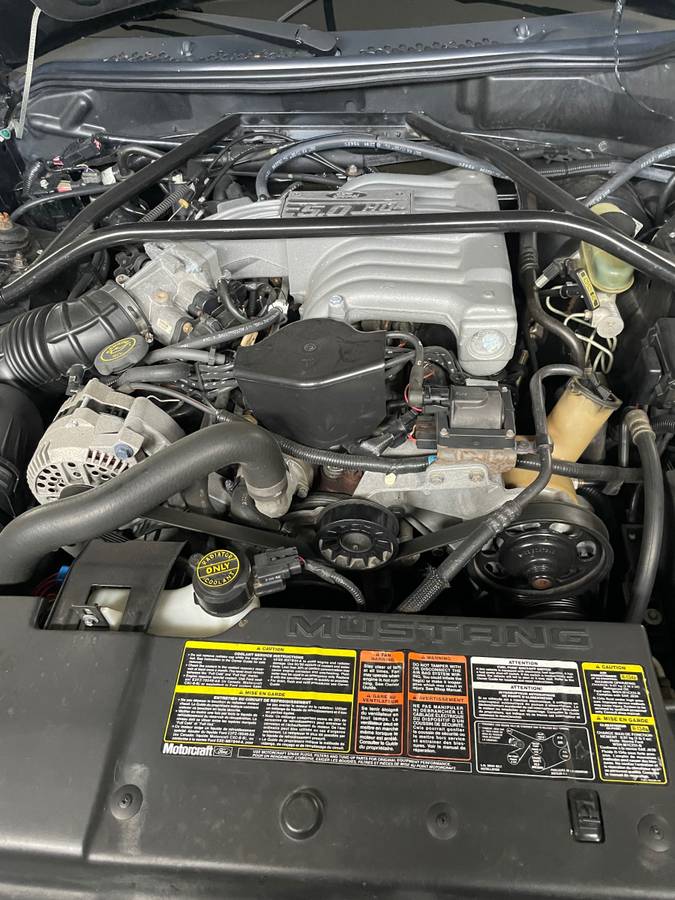 Unknown-Mustang-gt-convertible-1995-black-4