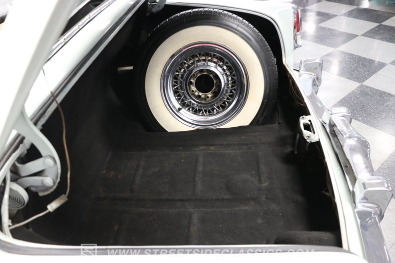 Unknown-New-yorker-1953-Pearl-Gray-Black-ampamp-Red-37