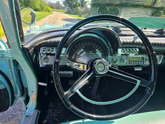 Unknown-Newport-1962-Turquoise-Turquoise-4