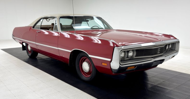 Unknown-Newport-1969-Crimson-Saddle-25