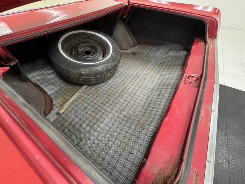 Unknown-Newport-1969-Crimson-Saddle-7