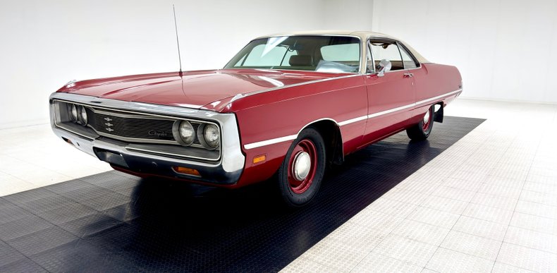 Unknown-Newport-1969-Crimson-Saddle
