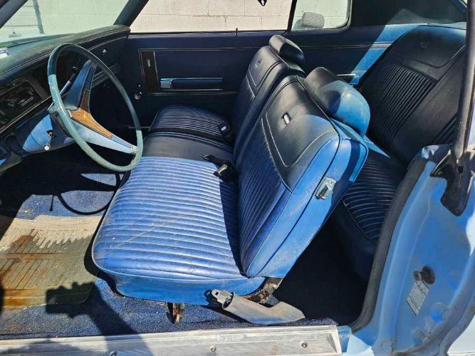 Unknown-Newport-1973-Blue-Blue-11