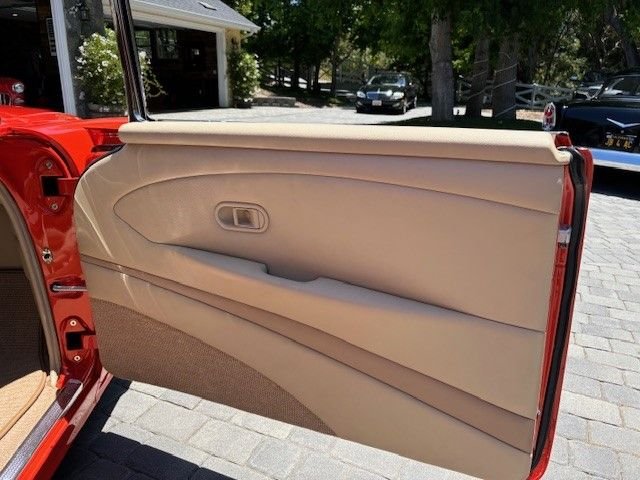 Unknown-Nomad-1955-Orange-Beige-1