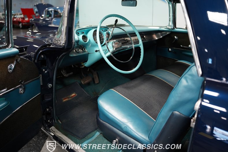 Unknown-Nomad-1957-Dark-Blue-Metallic-Blue-14