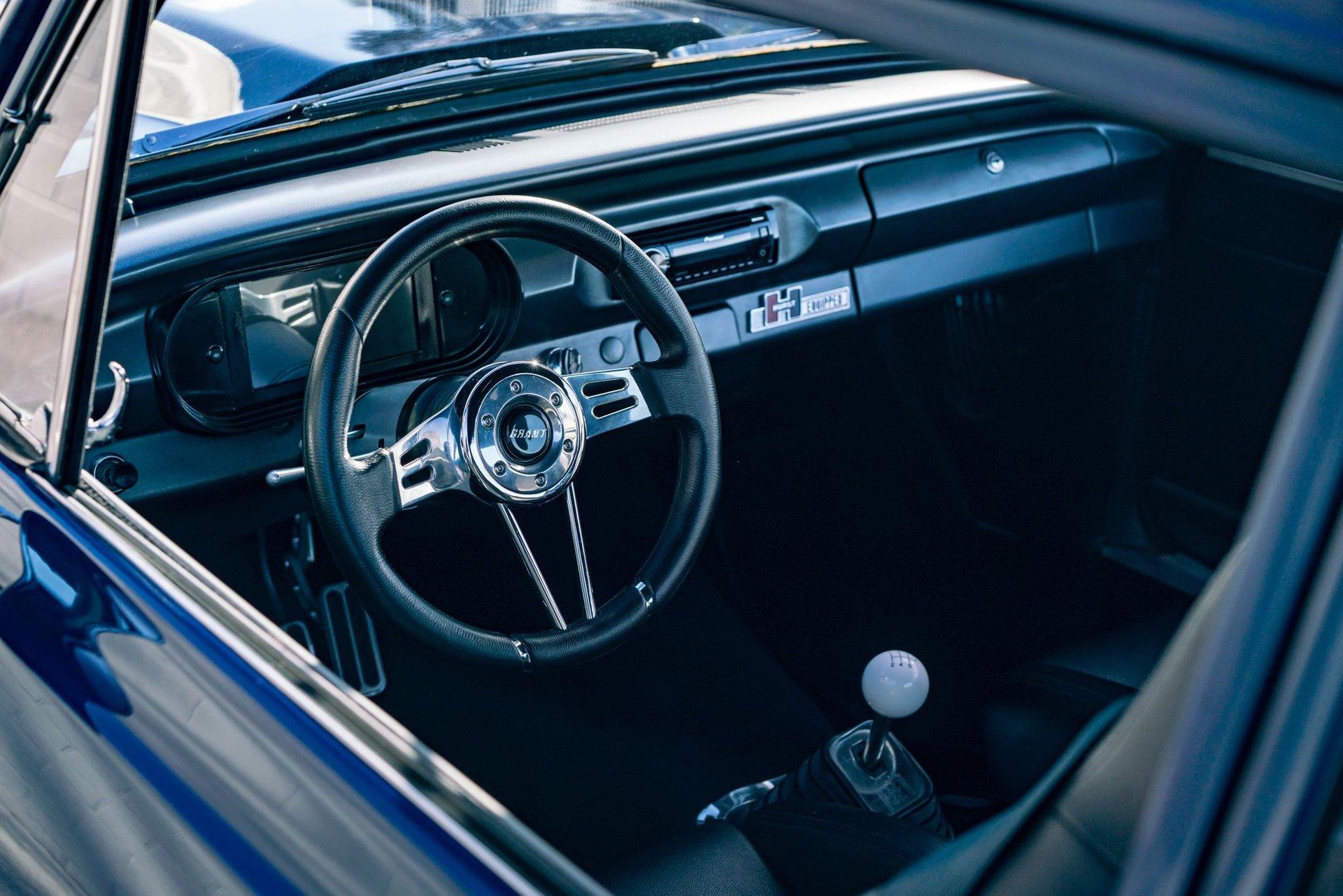 Unknown-Nova-1964-Blue-Black-27
