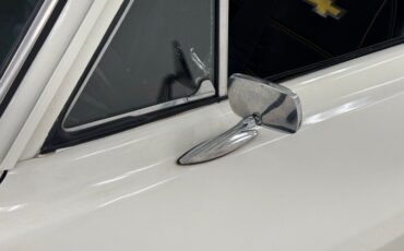 Unknown-Nova-1965-Ermine-White-Black-23