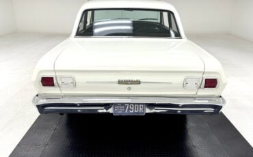 Unknown-Nova-1965-Ermine-White-Black-3