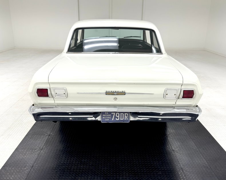 Unknown-Nova-1965-Ermine-White-Black-3