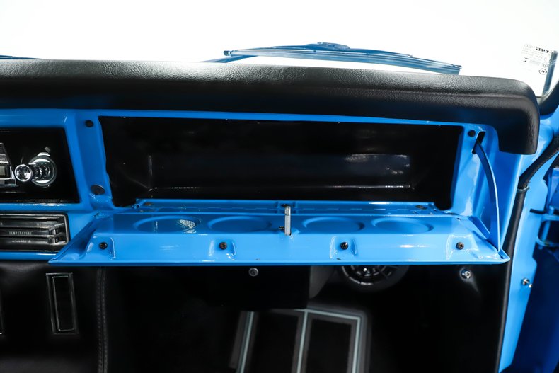 Unknown-Nova-1967-Cool-Blue-Black-36
