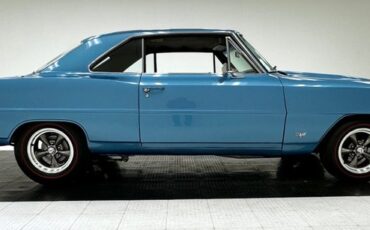 Unknown-Nova-1967-Marina-Blue-Black-4