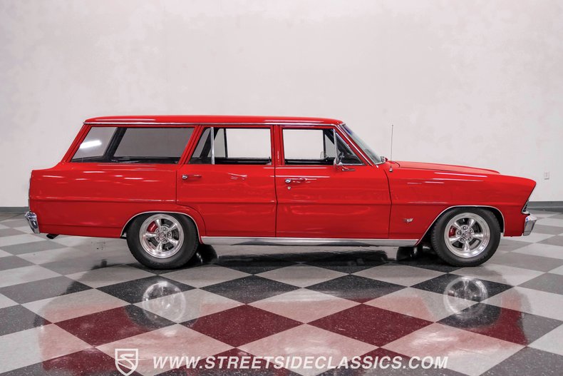 Unknown-Nova-1967-Red-Black-15
