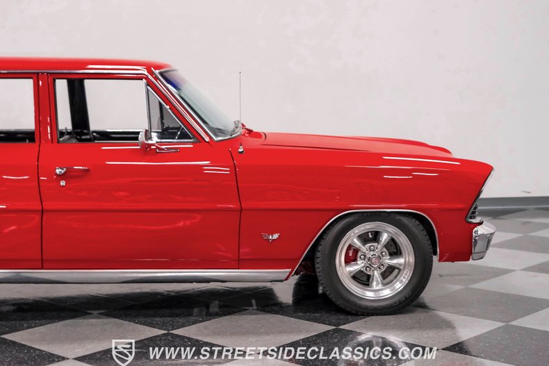 Unknown-Nova-1967-Red-Black-31