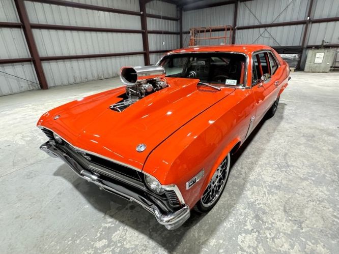 Unknown-Nova-1968-Hugger-Orange-Black-10