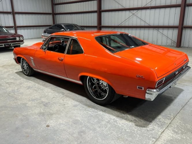 Unknown-Nova-1968-Hugger-Orange-Black-12