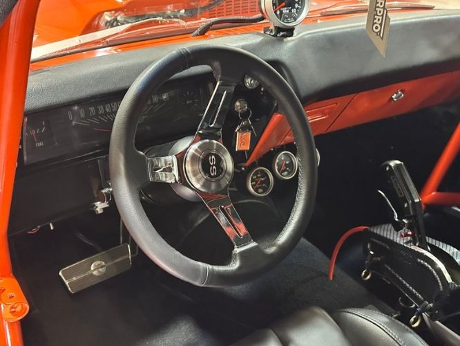 Unknown-Nova-1968-Hugger-Orange-Black-18