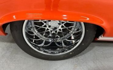 Unknown-Nova-1968-Hugger-Orange-Black-24