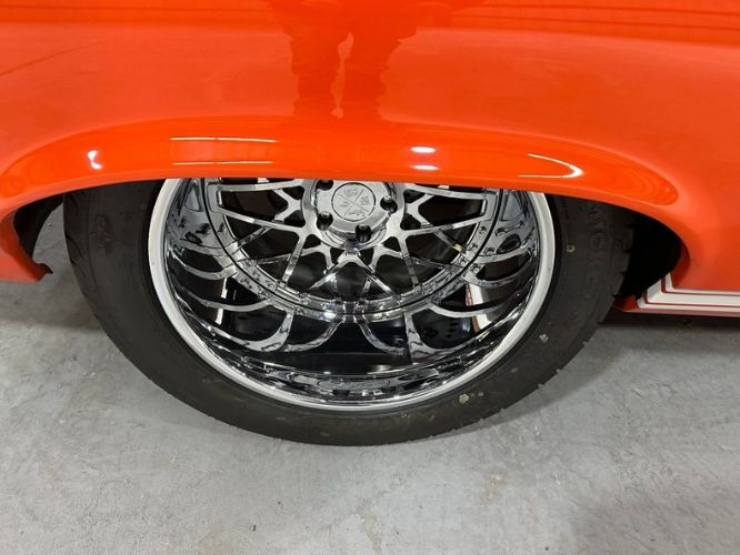 Unknown-Nova-1968-Hugger-Orange-Black-24