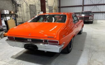 Unknown-Nova-1968-Hugger-Orange-Black-6