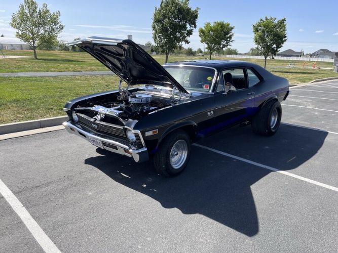 Unknown-Nova-1969-Black-Black-4