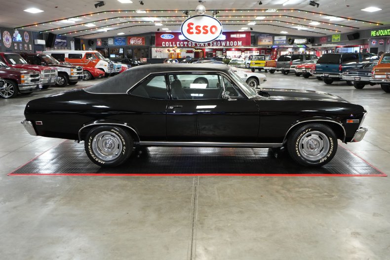 Unknown-Nova-1969-Black-Black-7