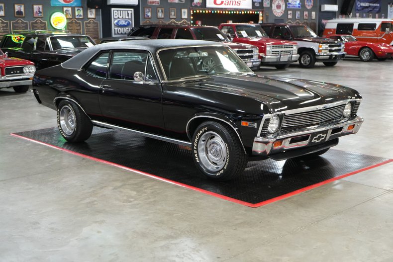 Unknown-Nova-1969-Black-Black-8
