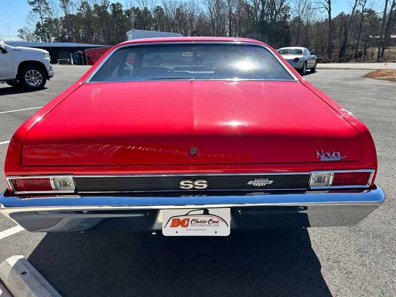 Unknown-Nova-1969-Red-Black-18