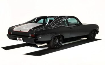 Unknown-Nova-1969-Watkins-Glen-Gray-Black-28