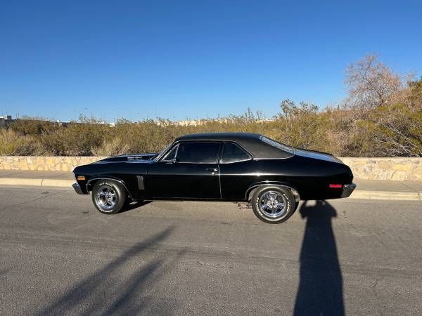 Unknown-Nova-1970-Black-3