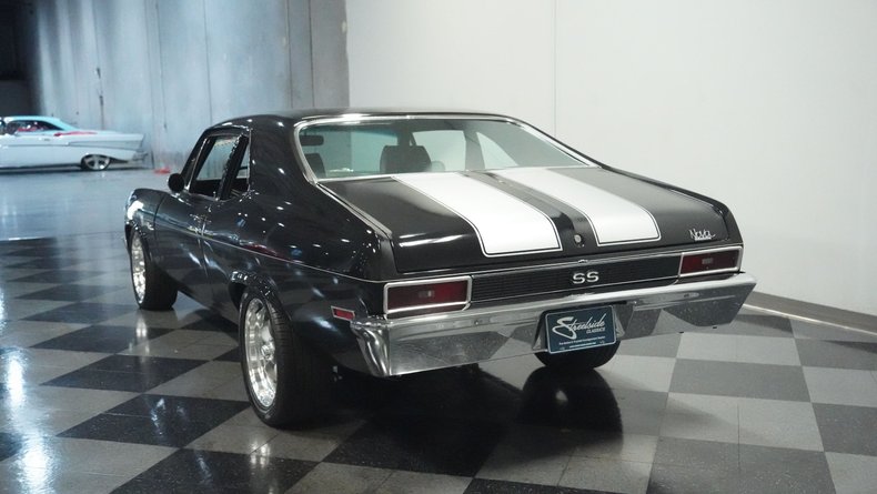 Unknown-Nova-1970-Black-Black-13