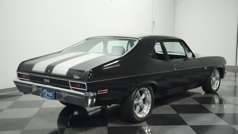 Unknown-Nova-1970-Black-Black-16