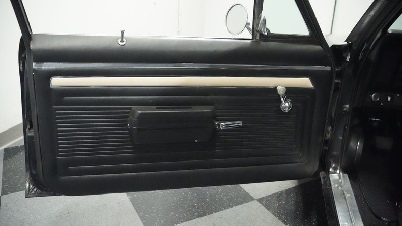 Unknown-Nova-1970-Black-Black-38