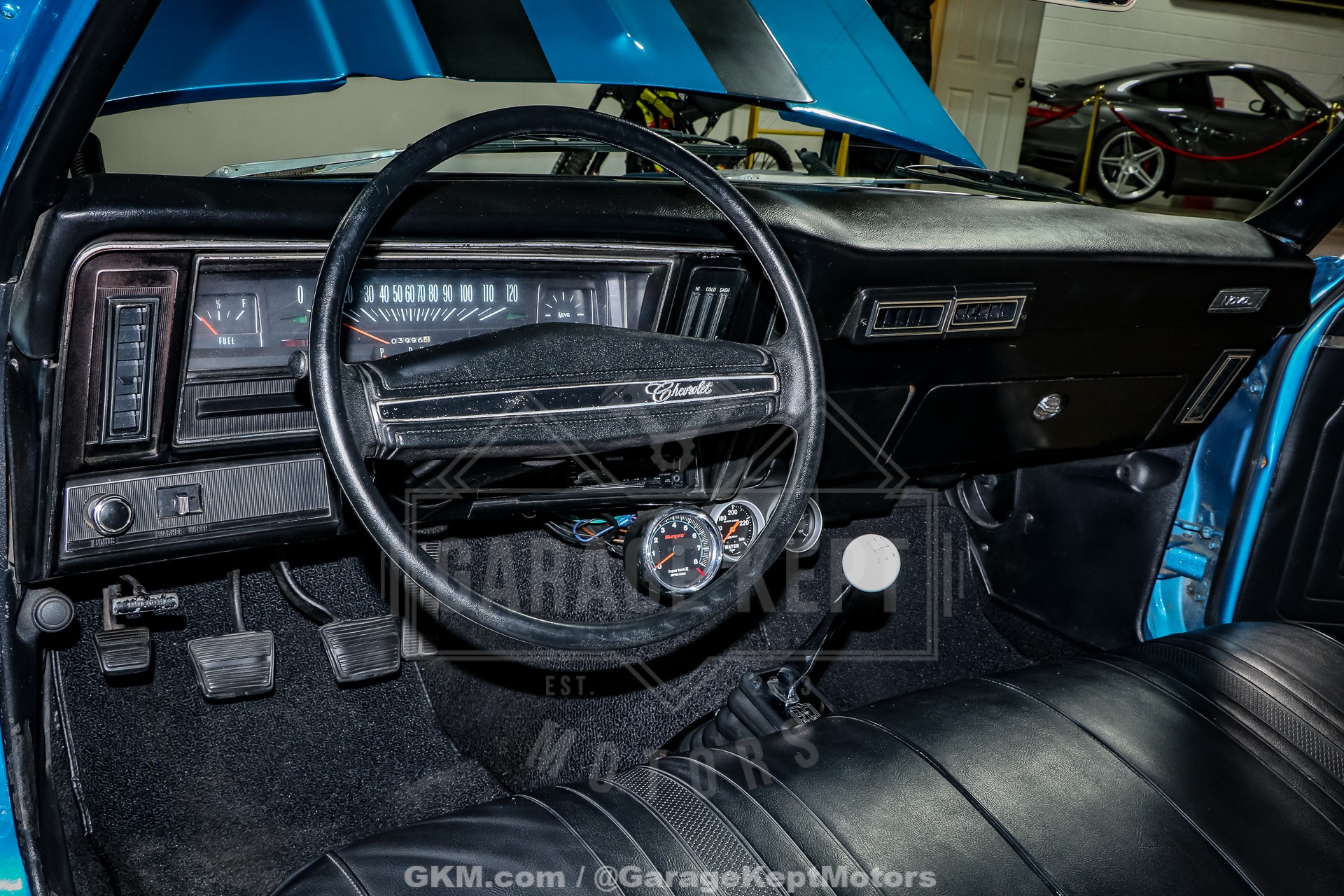 Unknown-Nova-1970-Blue-Black-2