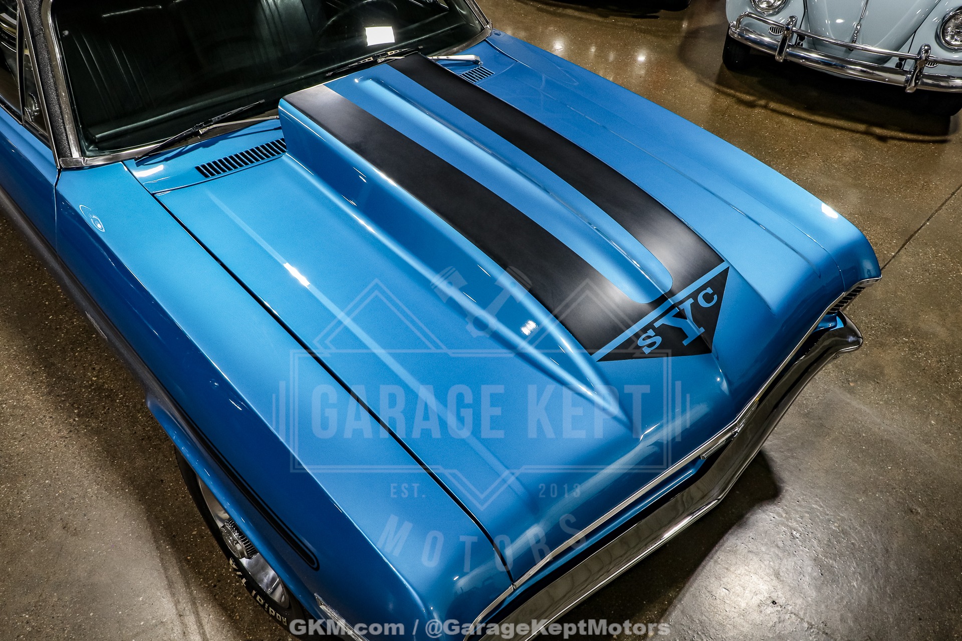 Unknown-Nova-1970-Blue-Black-23
