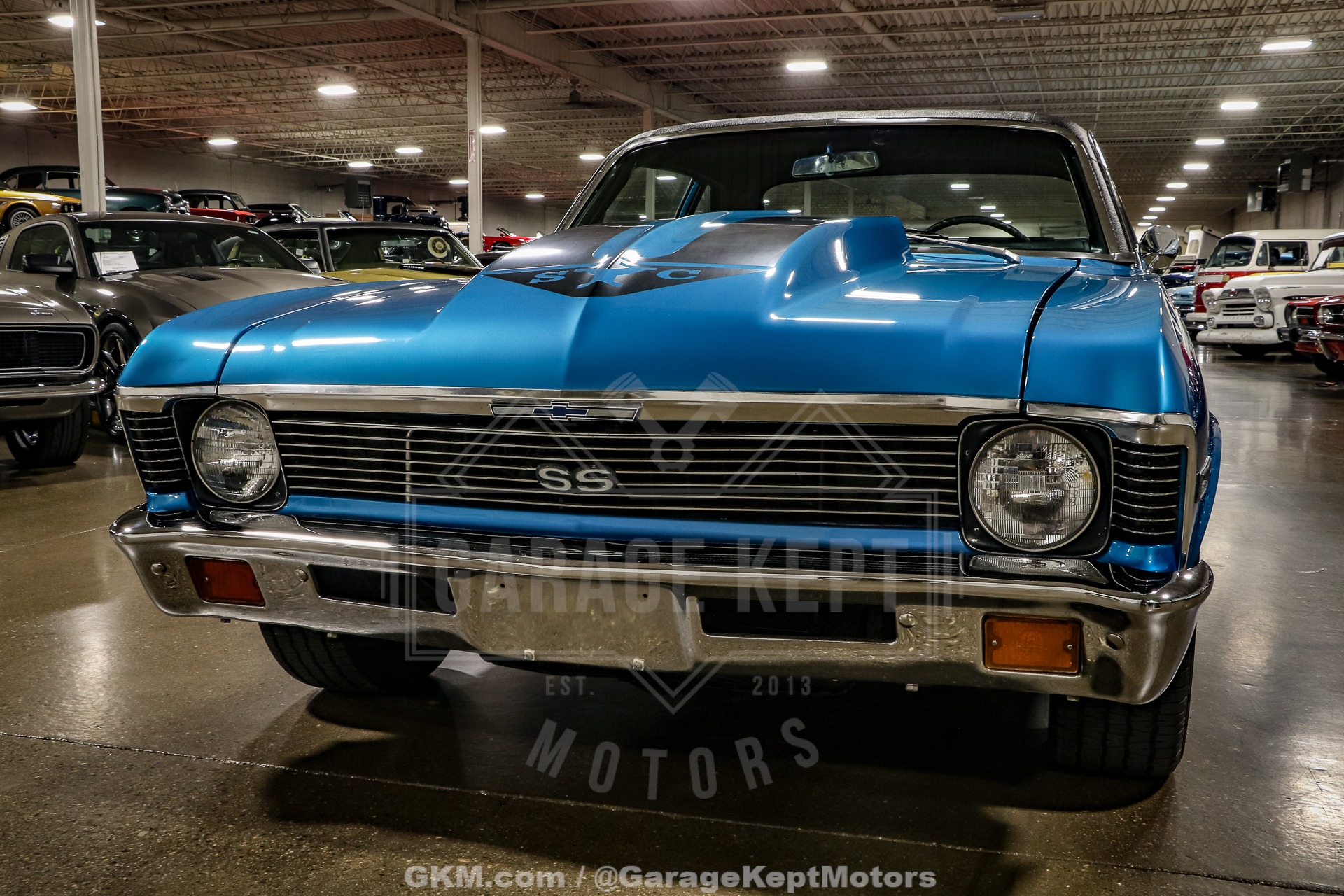 Unknown-Nova-1970-Blue-Black-25