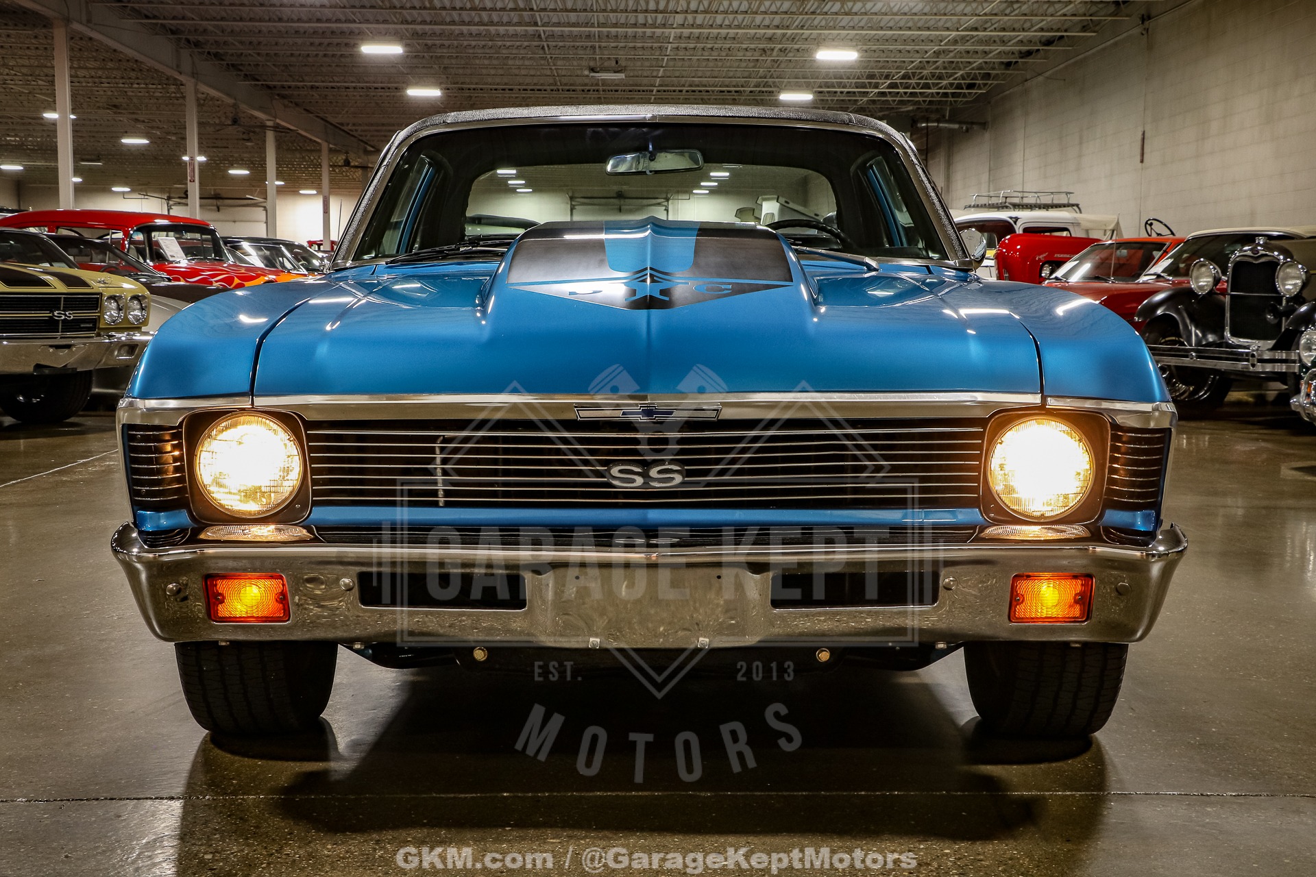 Unknown-Nova-1970-Blue-Black-27