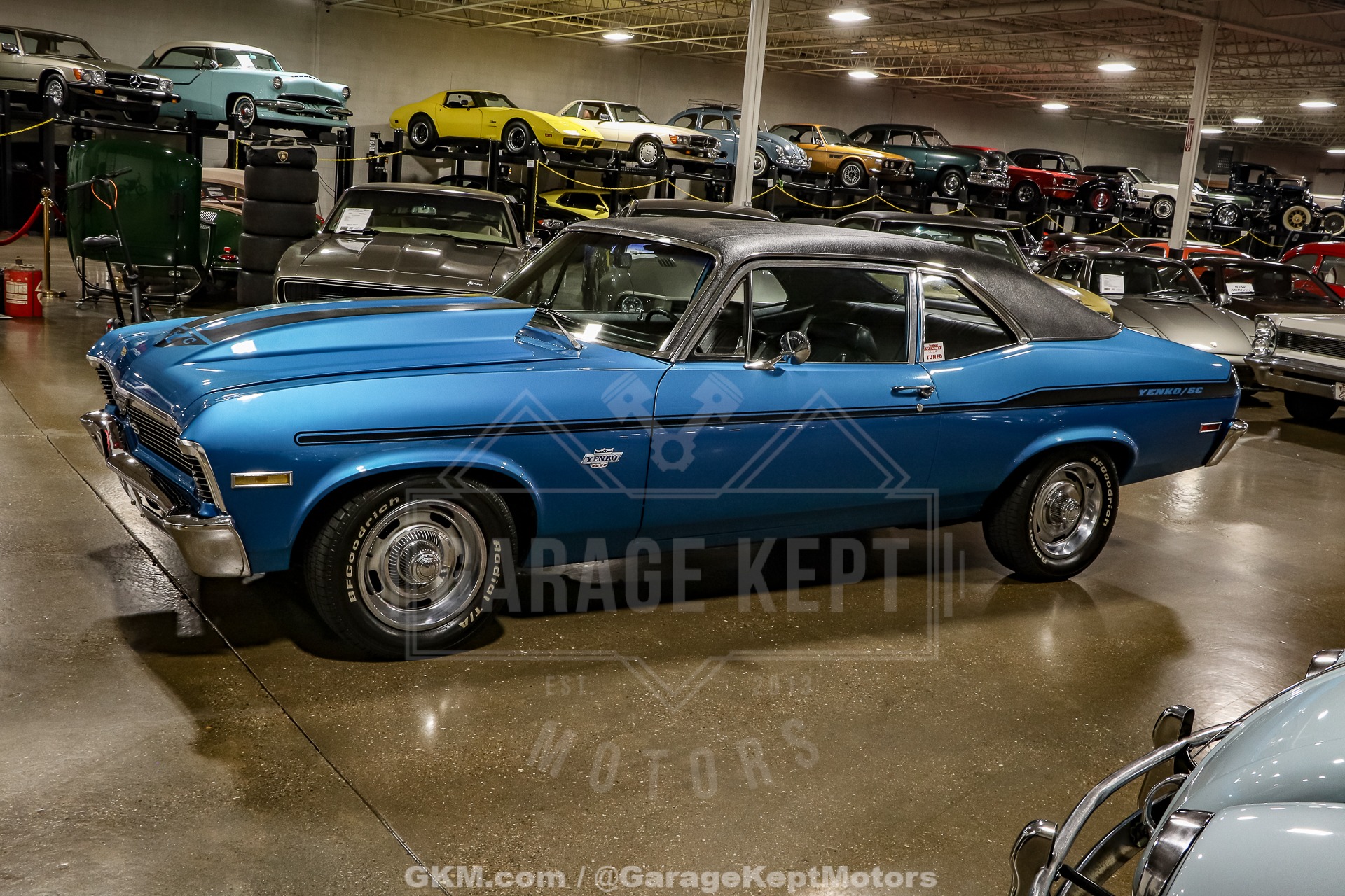 Unknown-Nova-1970-Blue-Black-7