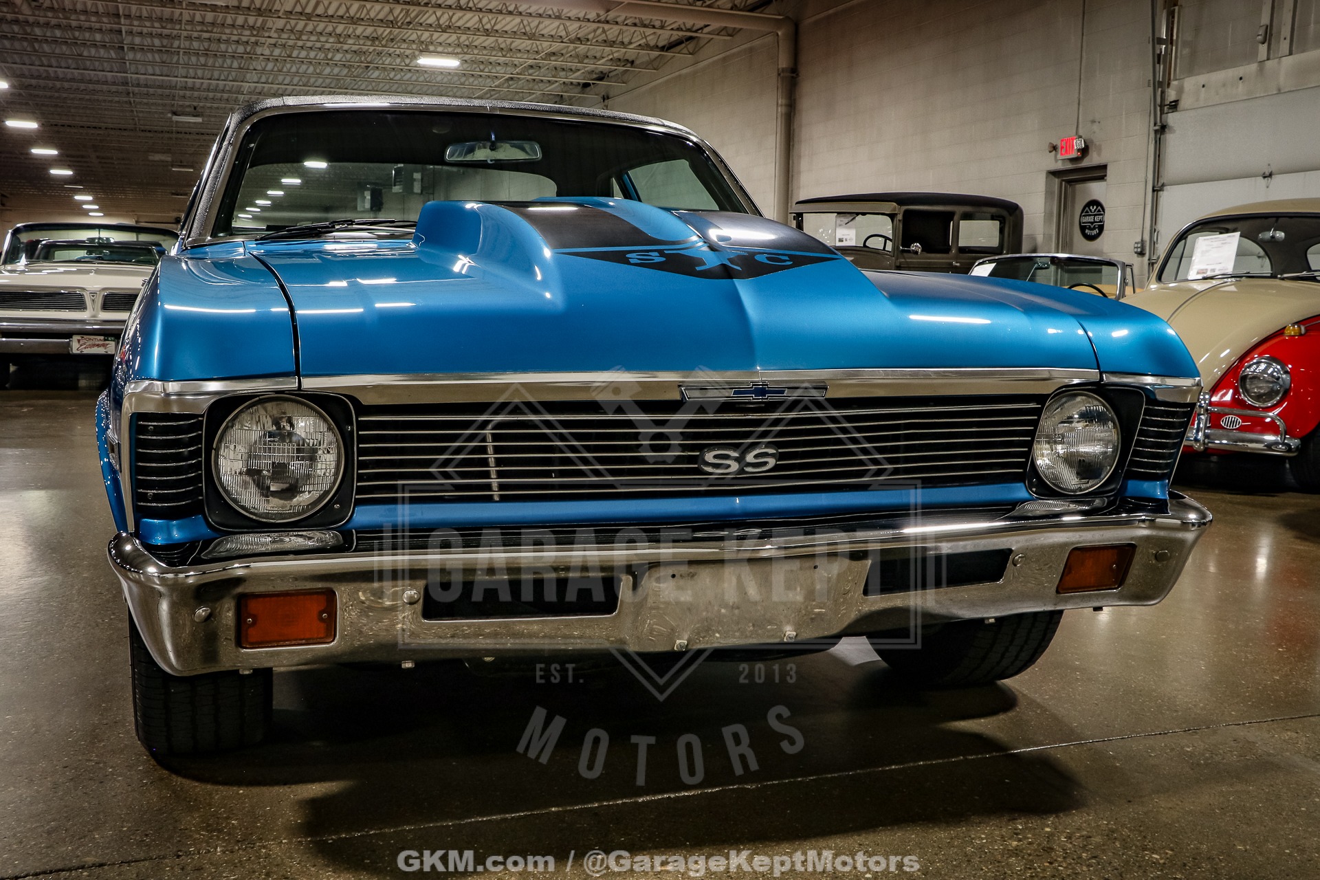 Unknown-Nova-1970-Blue-Black-8