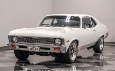 Unknown-Nova-1971-White-Blue-1