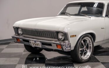 Unknown-Nova-1971-White-Blue-2
