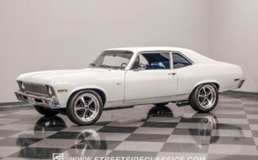 Unknown-Nova-1971-White-Blue-23