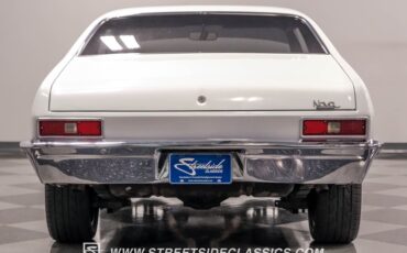 Unknown-Nova-1971-White-Blue-26