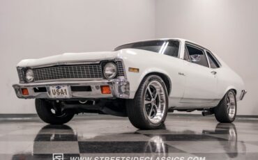 Unknown-Nova-1971-White-Blue-36