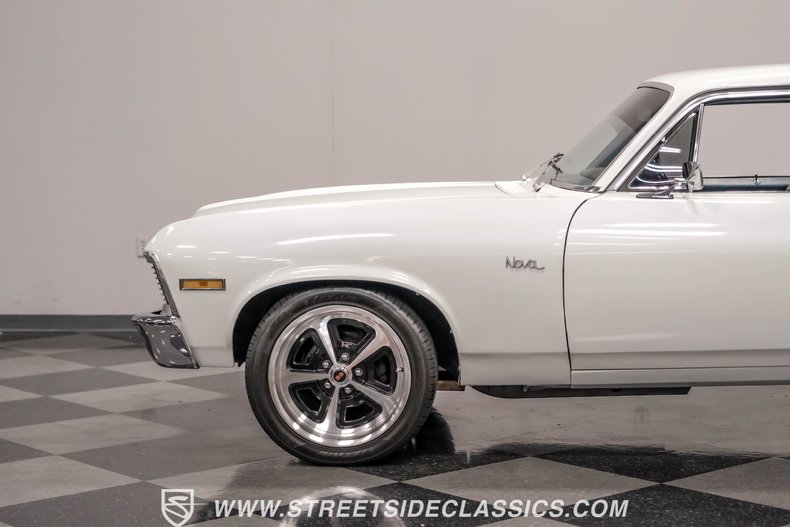 Unknown-Nova-1971-White-Blue-37