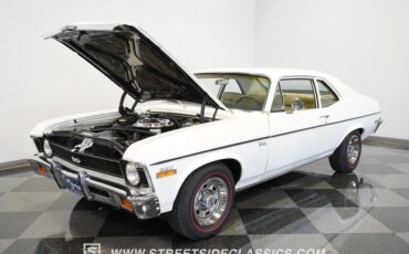 Unknown-Nova-1972-Antique-White-White-11